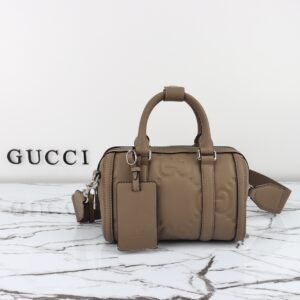 GUCCI   725292