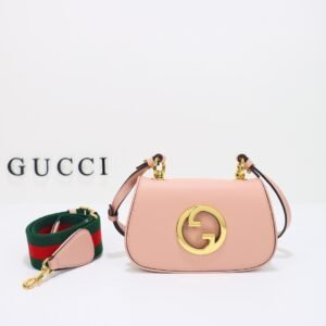 GUCCI    698643