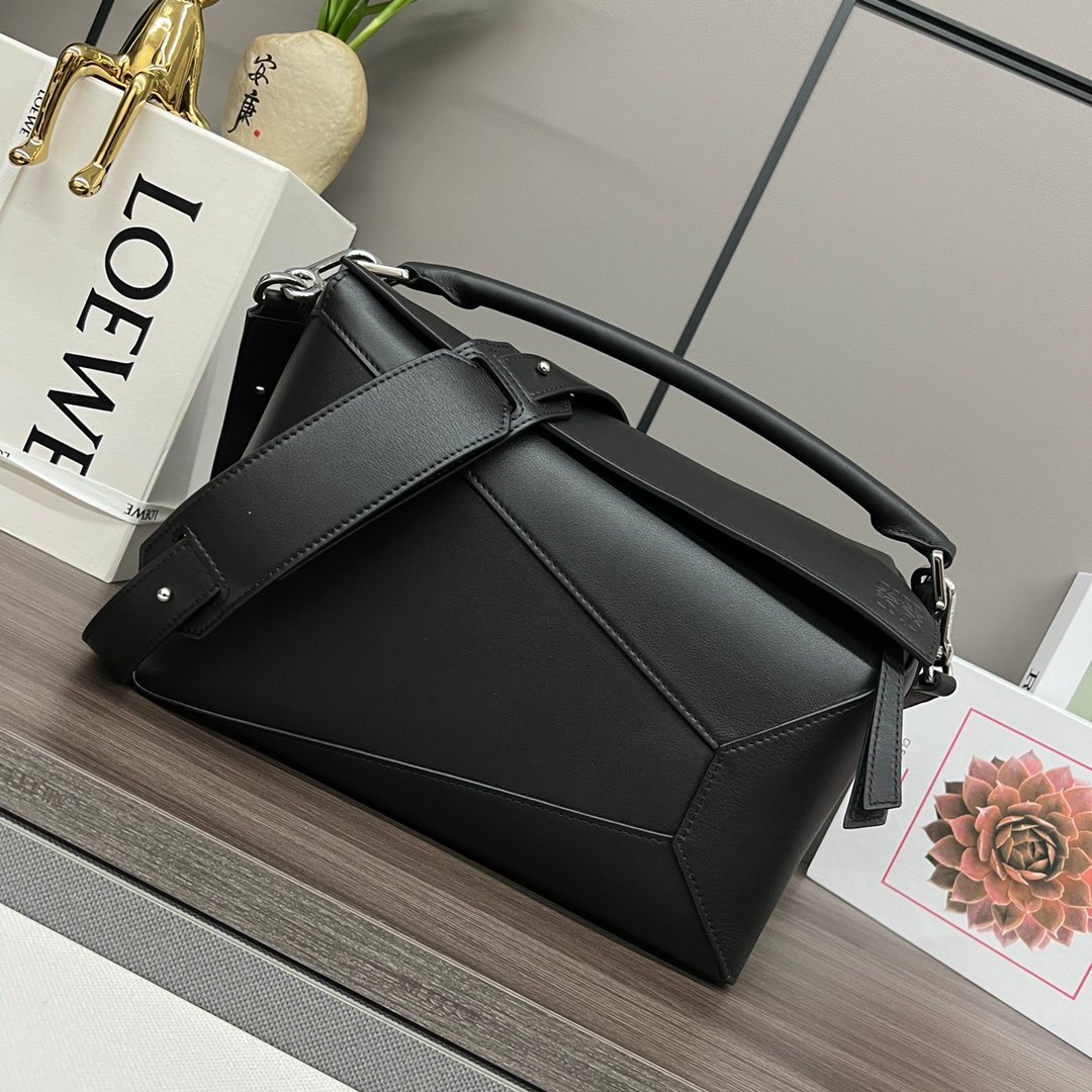 LOEWE Bag