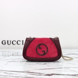 GUCCI   815711