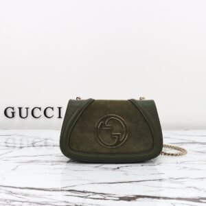 GUCCI   815711