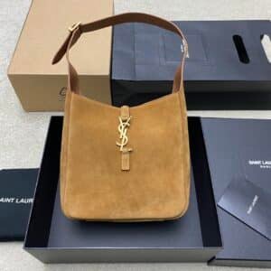 YSL 713938