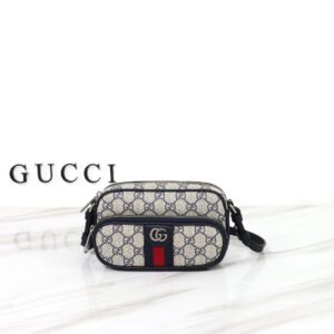 GUCCI    722557