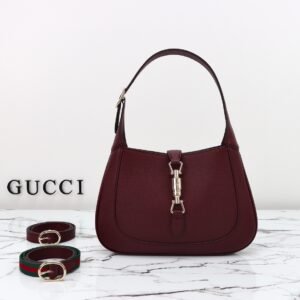 GUCCI  810232