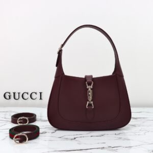 GUCCI  810232