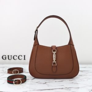GUCCI  810232