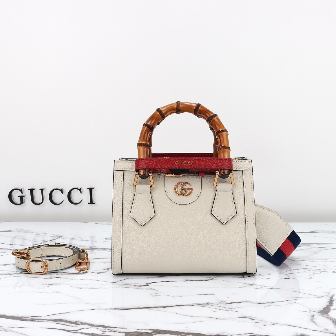 GUCCI 702732