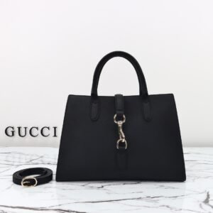GUCCI   806205