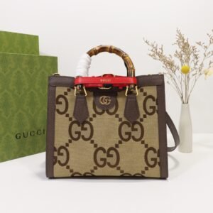 GUCCI   660195