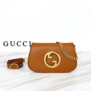 GUCCI  699268