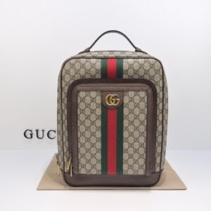 GUCCI   745718