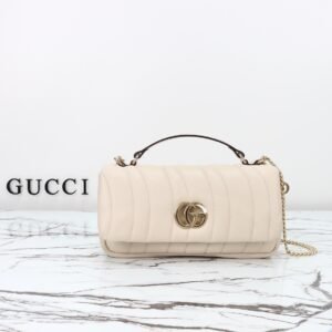 GUCCI   806016