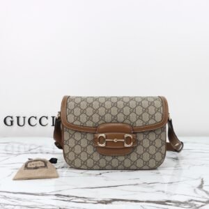 GUCCI   815178