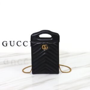 GUCCI  699756
