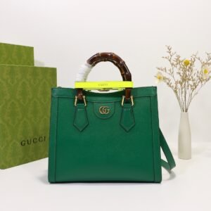 GUCCI  660195