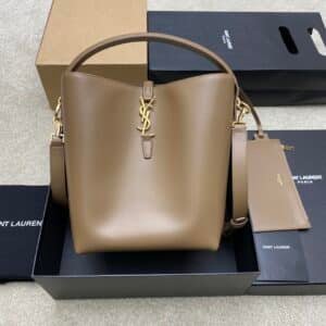 YSL 742828