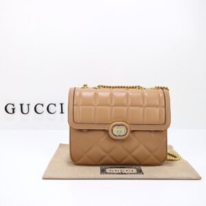 GUCCI   740834
