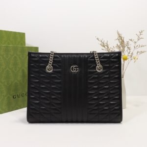 GUCCI  675796