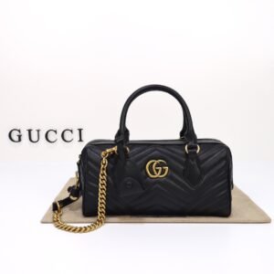 GUCCI  746319