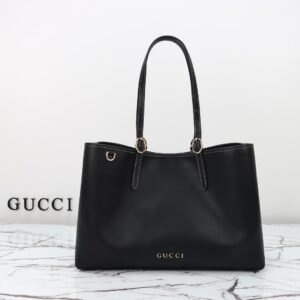 GUCCI  815213