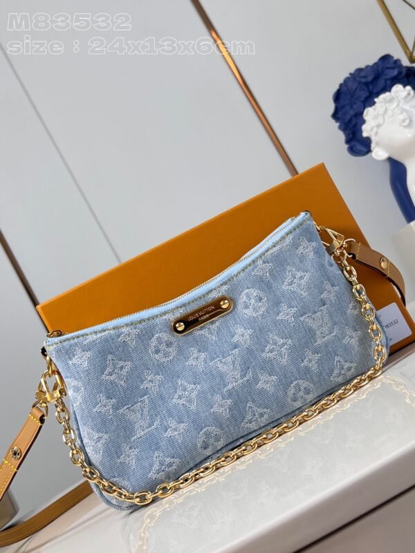 LV M83532