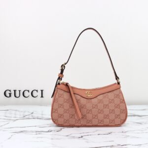GUCCI   735145