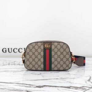 GUCCI  752591
