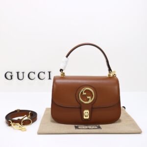 GUCCI  735101