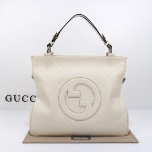 GUCCI  751516