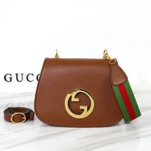 GUCCI  699210