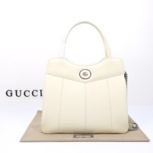 GUCCI  745911