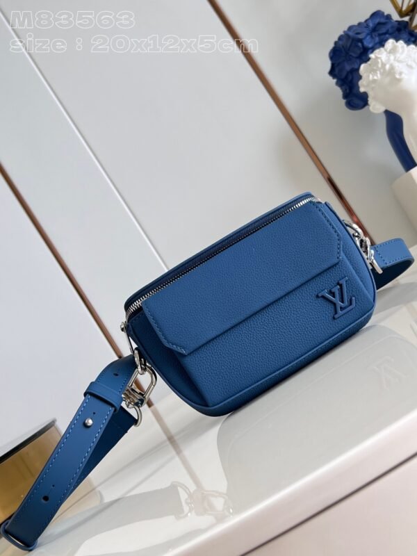 LV M83563