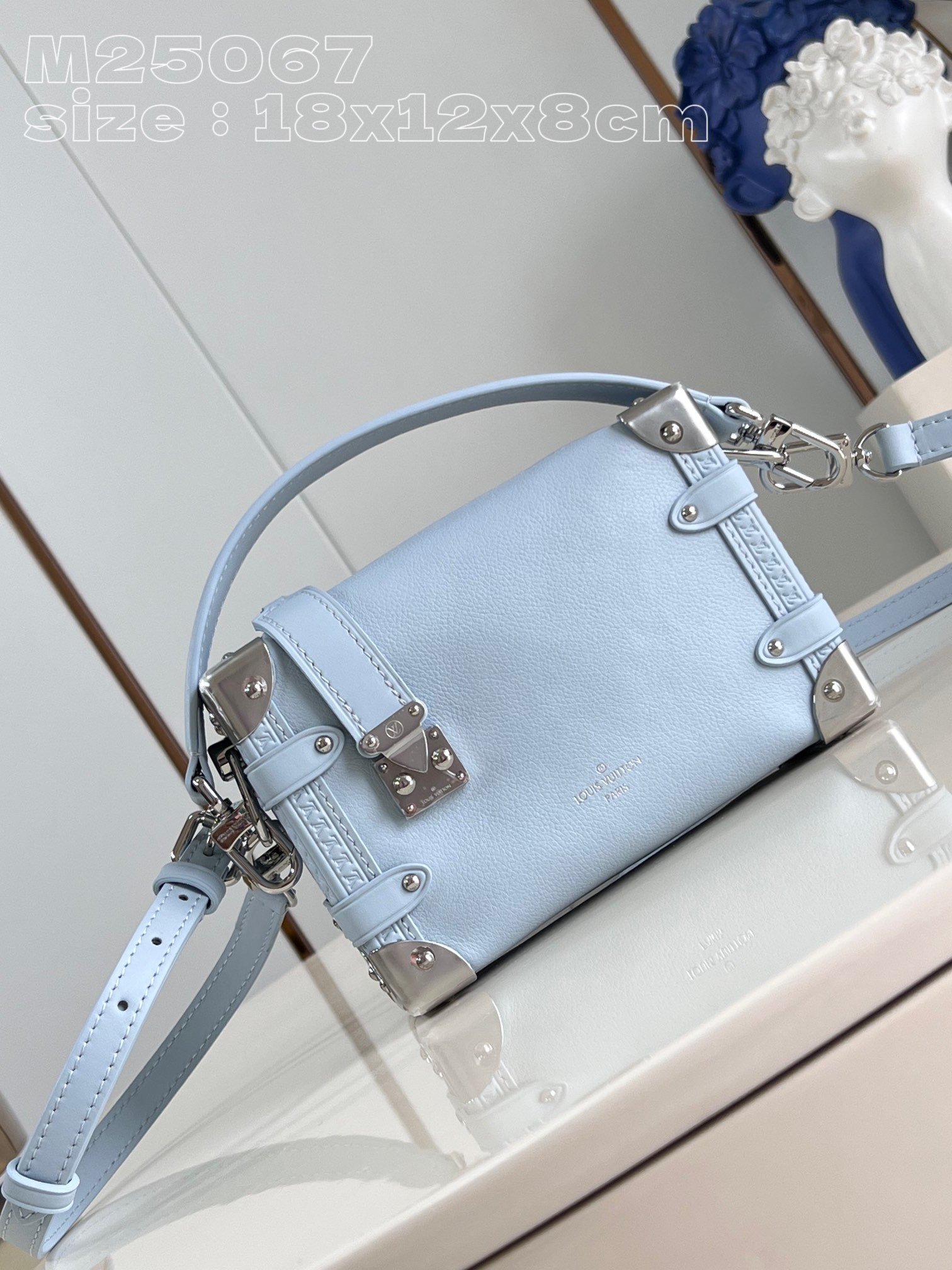 LV M25067