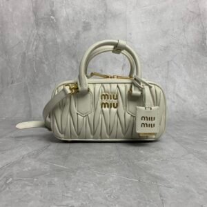 MIU MIU   5BB142