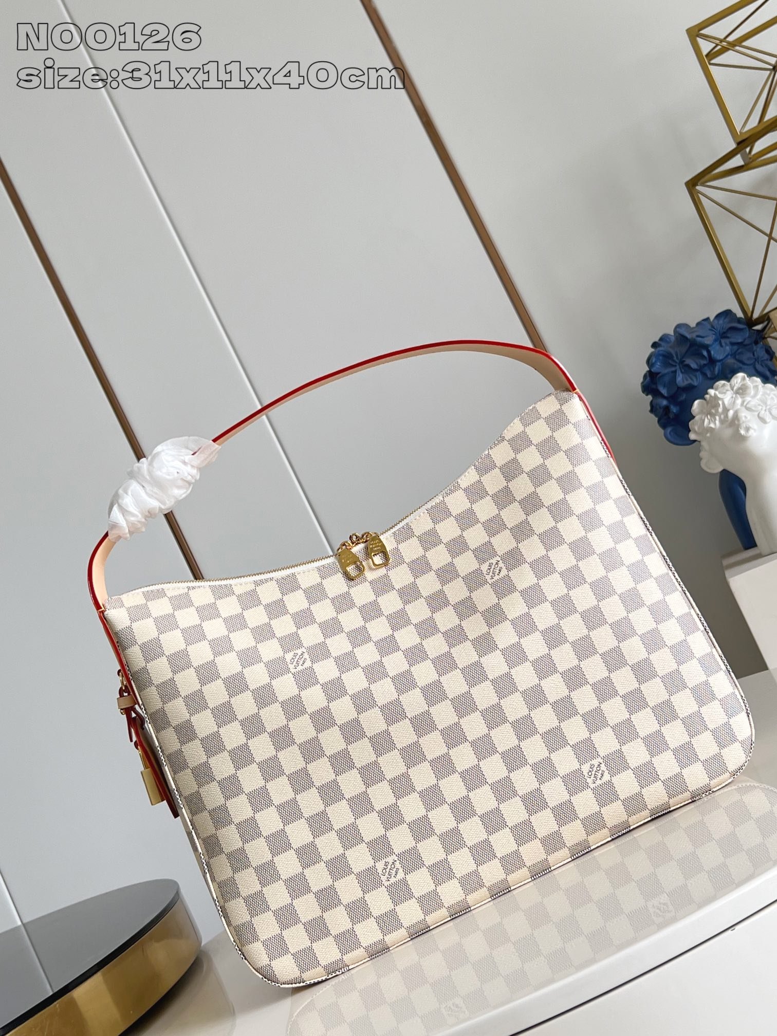 LV N00126