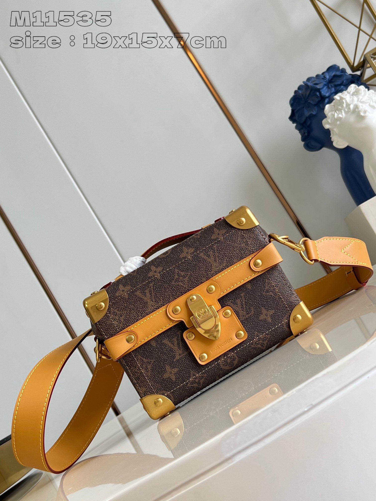LV M11535