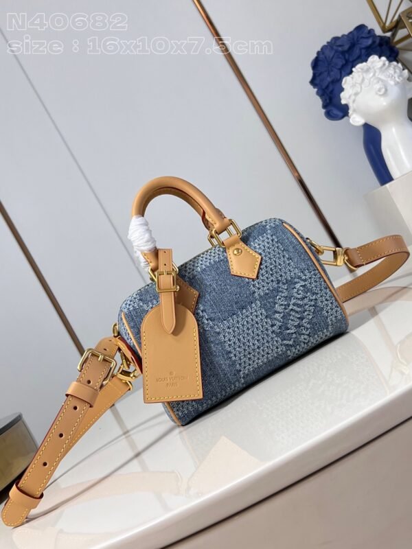 LV N40682