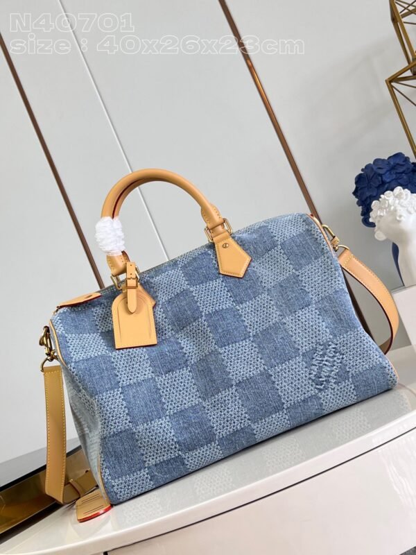 LV N40701