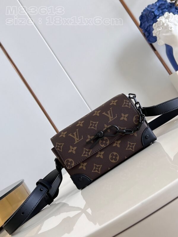 LV M83613