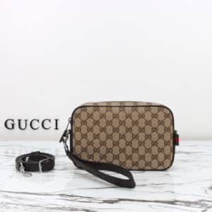 GUCCI  834802