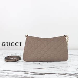 GUCCI  815277