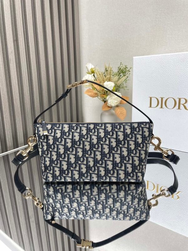 DIOR - Image 2