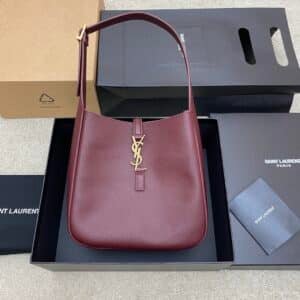 YSL 713938