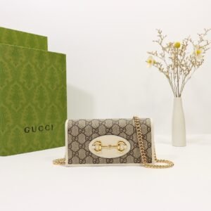 GUCCI  621892