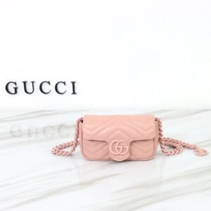 GUCCI  699757