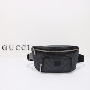 GUCCI  733240