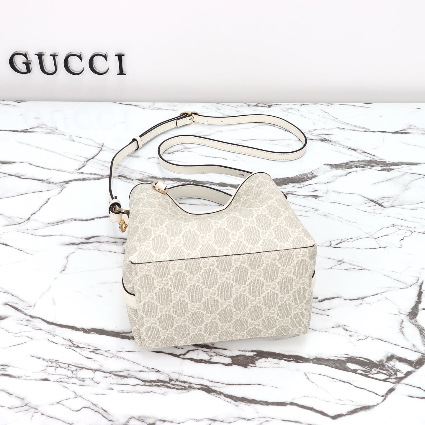 GUCCI 815118 - Image 3