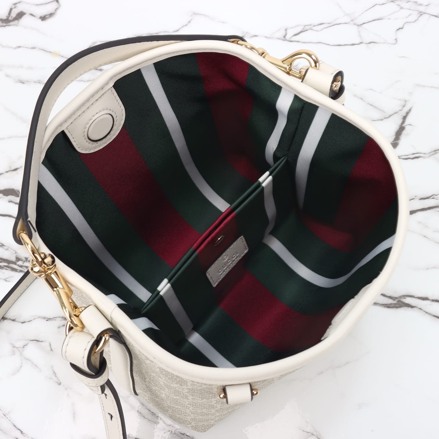GUCCI 815118 - Image 5