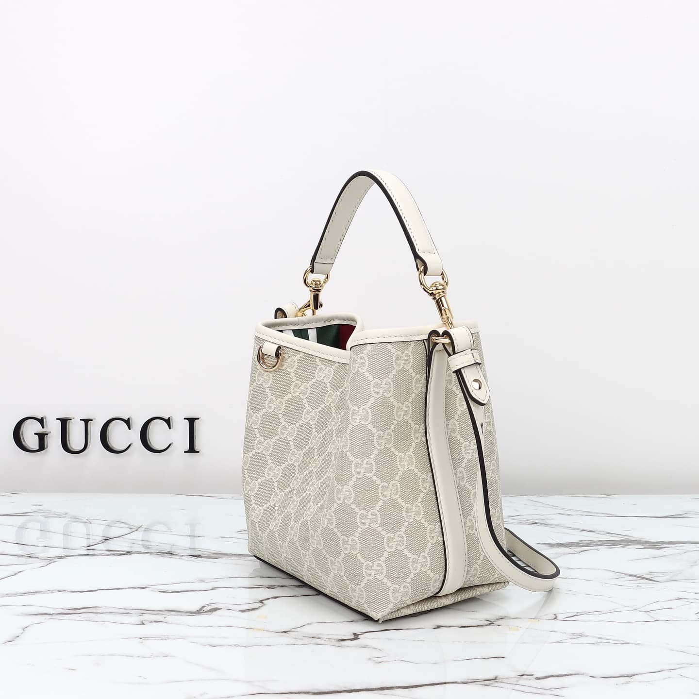 GUCCI 815118 - Image 6