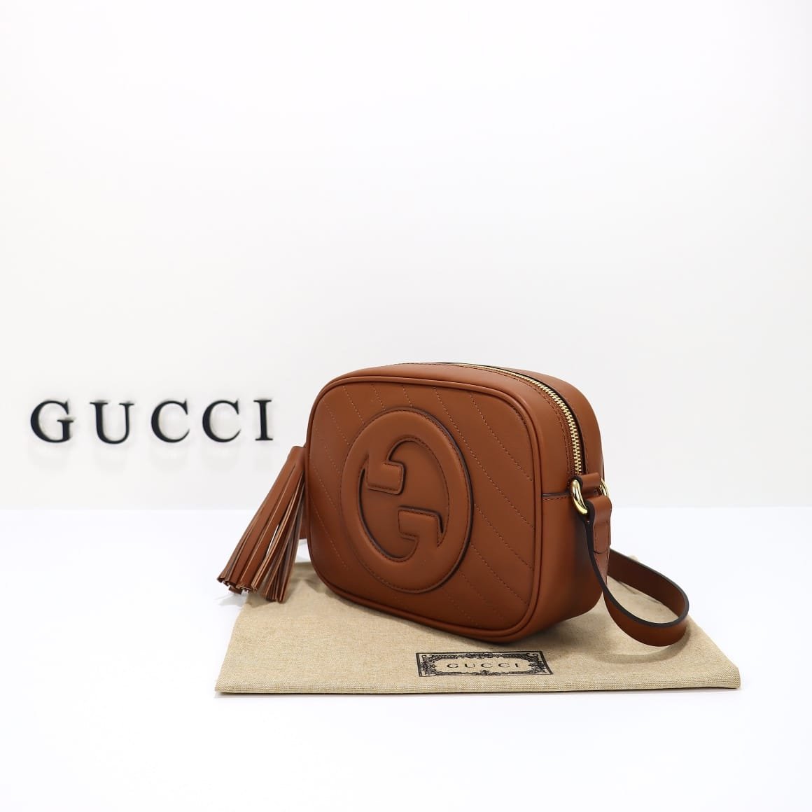 GUCCI 742360 - Image 3